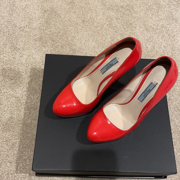 Prada high heel pumps - Picture 2 of 7
